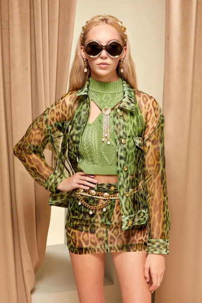 Look 63